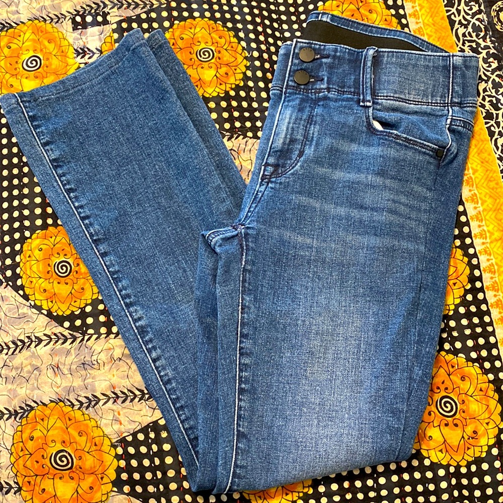 Apt. 9 / Jeans